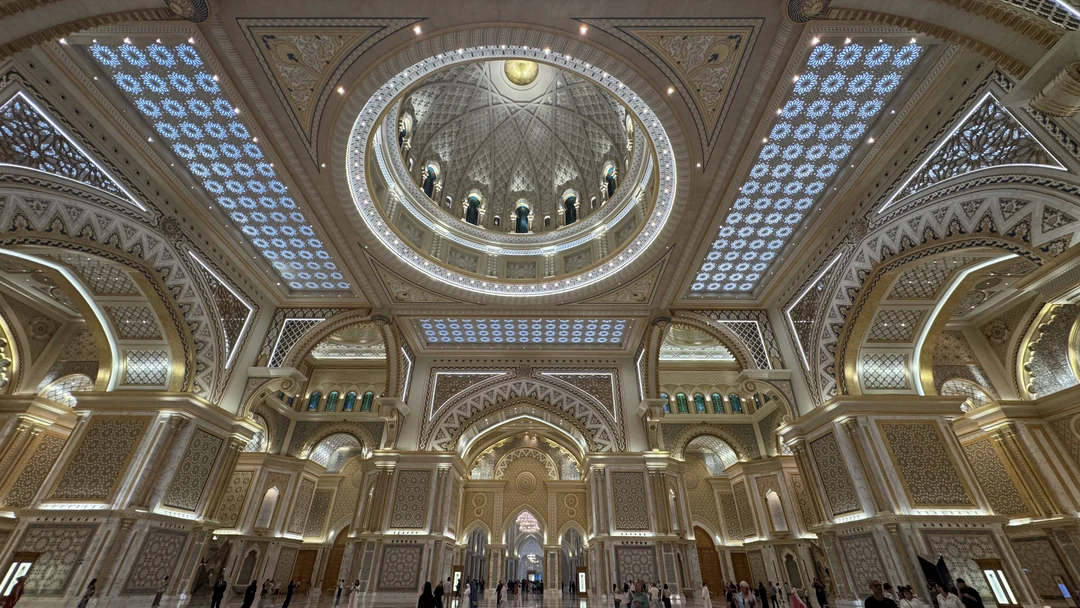 Шикарный день провели! 😇🤩столько увидели и всего узнали. . колоритно и современно 🥳🤩😇