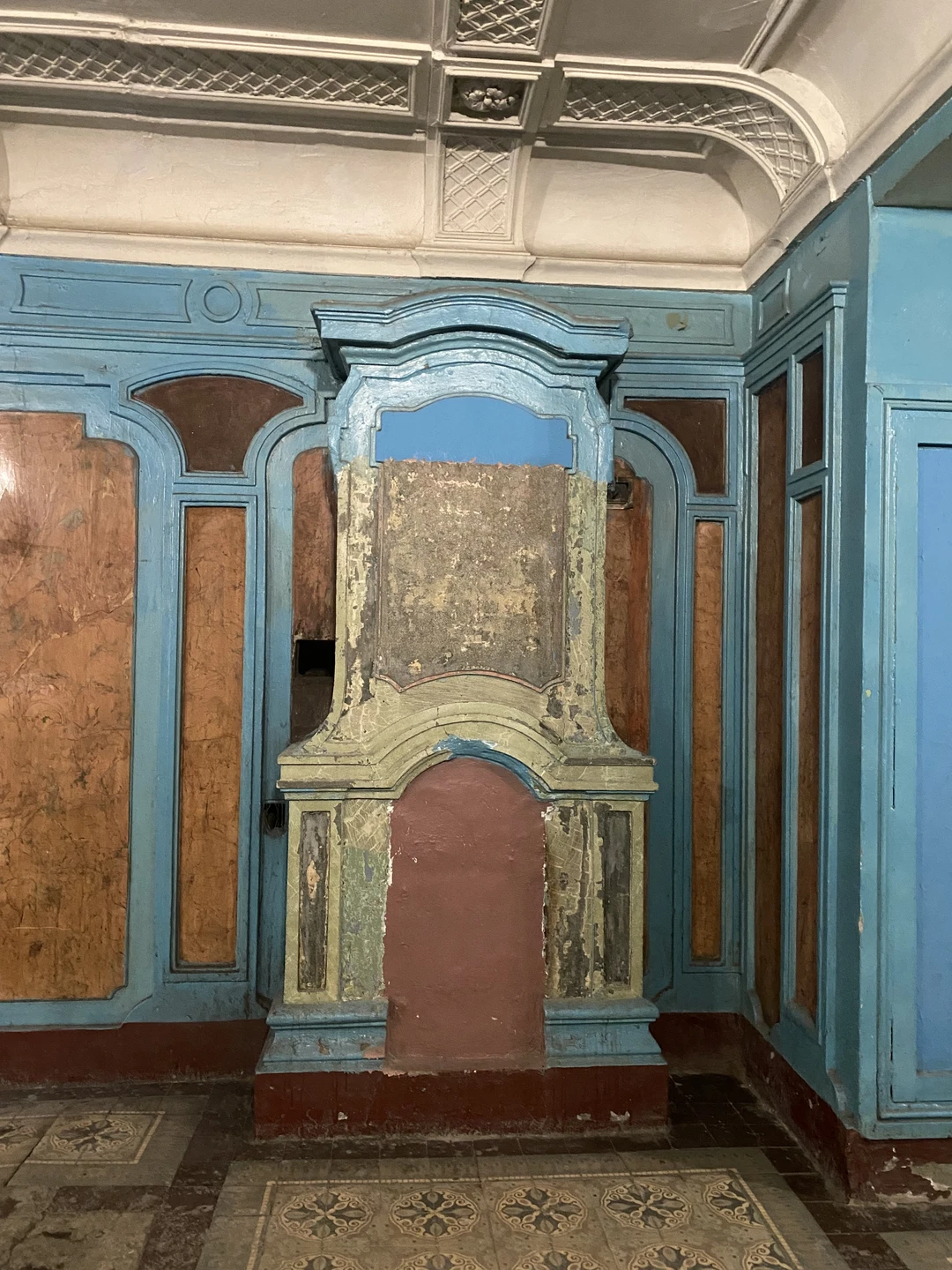 Выражаем огромную благодарность за интересную и познавательную экскурсию. Впервые познакомились с Антоном пол-года назад на экскурсии