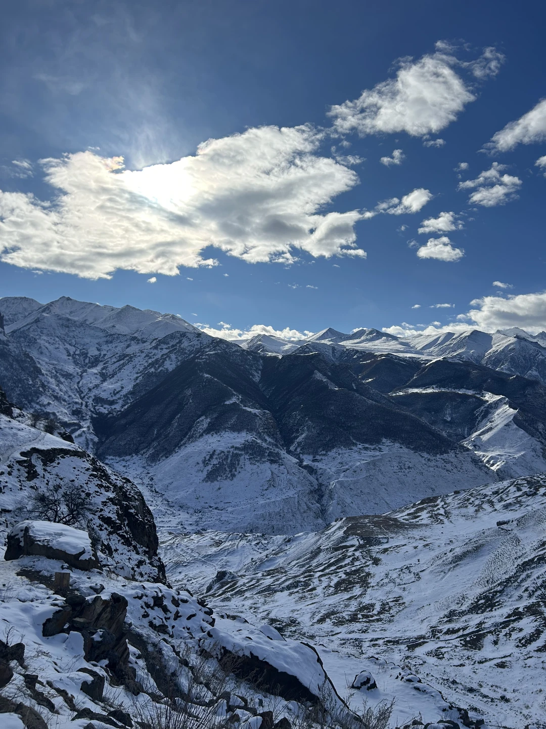 4 января 2026года были на экскурсии в Кабардино -Балкарии и язык троля, гид у нас был