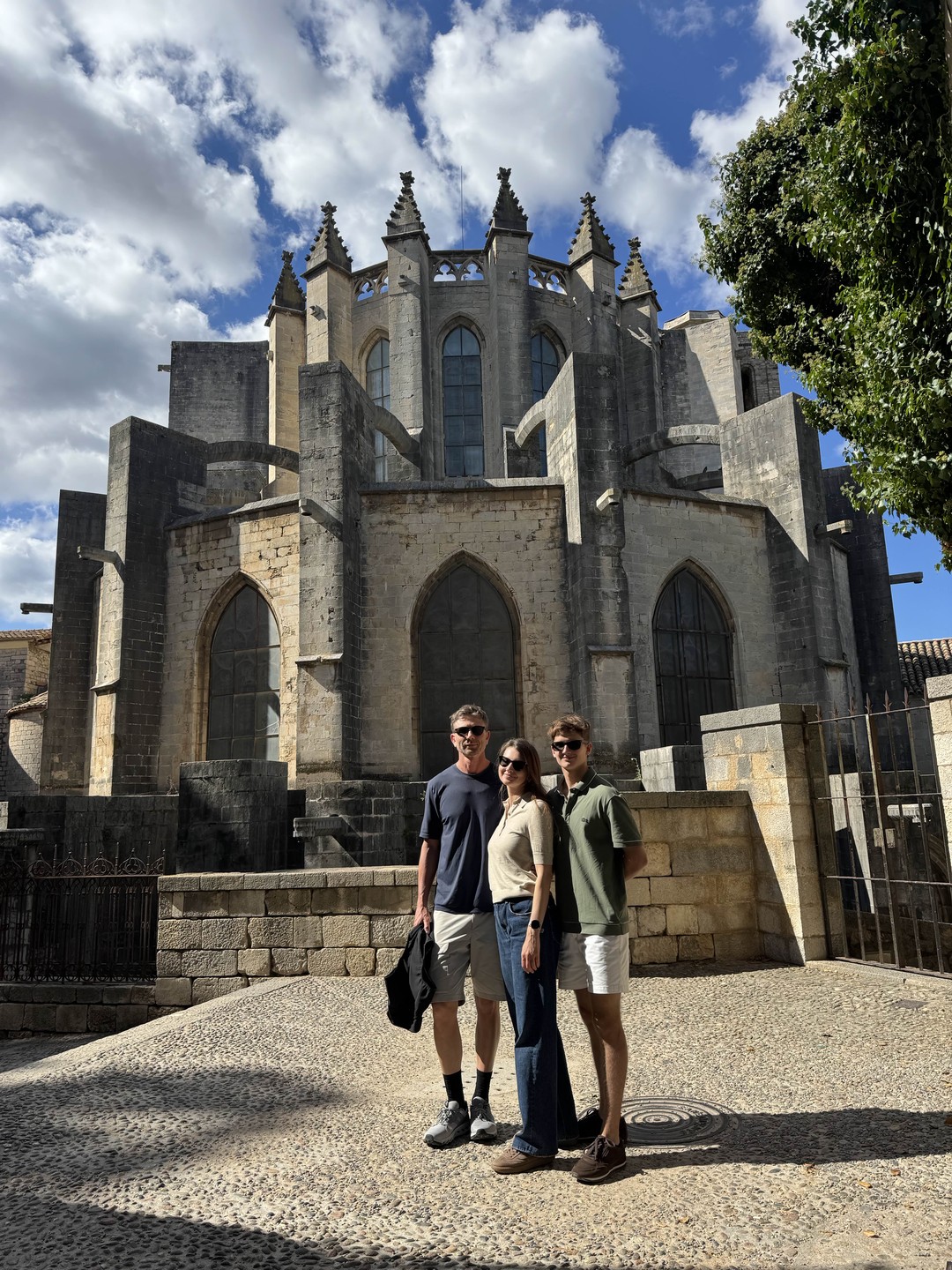 Алена – потрясающий экскурсовод! Увлекательная историческая экскурсия по Жироне, узнали много не только об истории, но