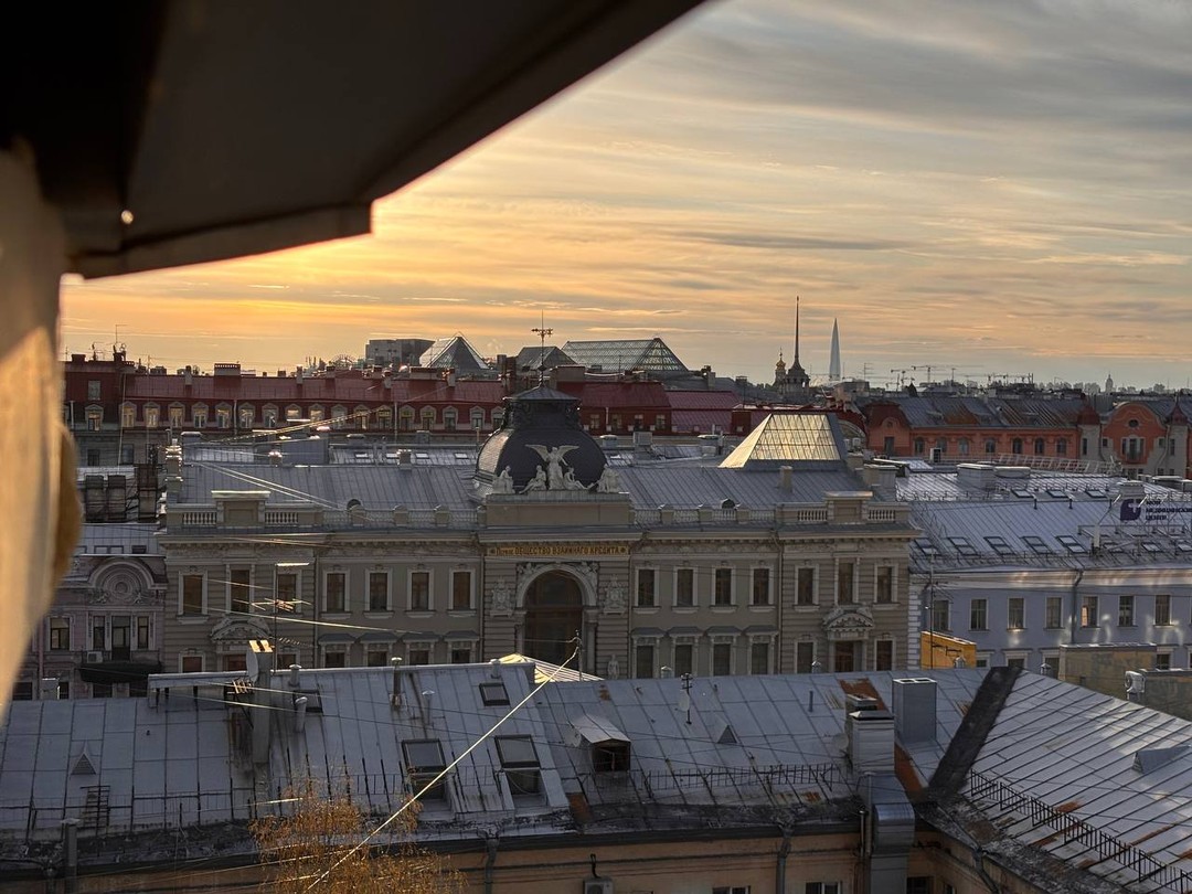 Фото отзыва 10: экскурсия "Открывая Петербург: витражи парадных, лабиринты дворов и романтика крыш"