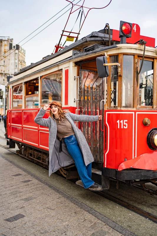 Нешаблонный Стамбул от изысканного Долмабахче до разноцветного Балата