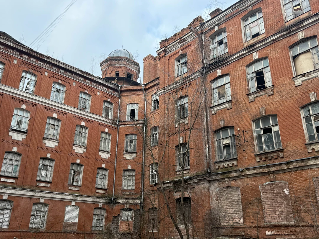 Огромная благодарность Богдану за прекрасную экскурсию по Морозовскому городку! Особенно впечатлило, что это не просто музей