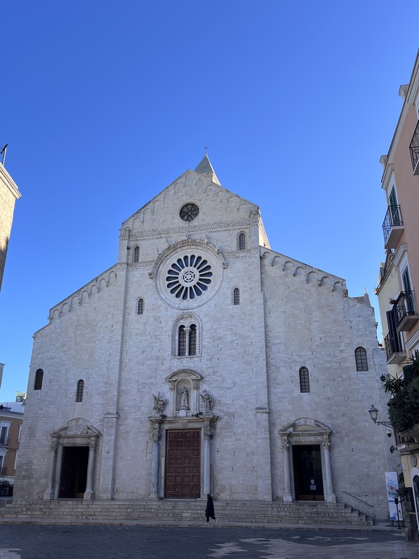 Бари — столица Апулии и город Святителя Николая