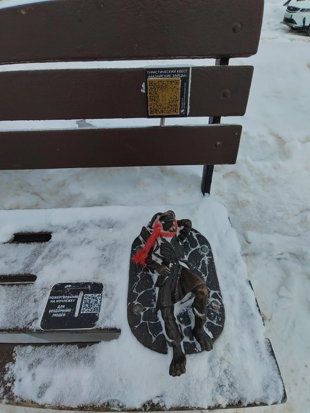 Нереальный гид! С учетом моих привередливых подруг, всё прошло на высоте. Показал и рассказ всё очень