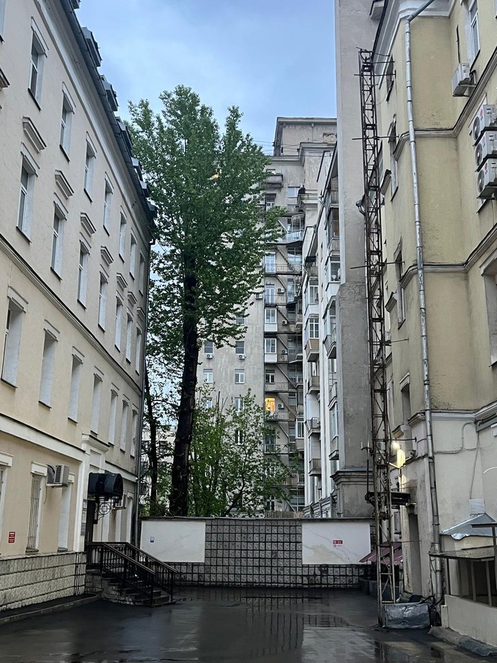 Проходные дворы Москвы (Елена)
