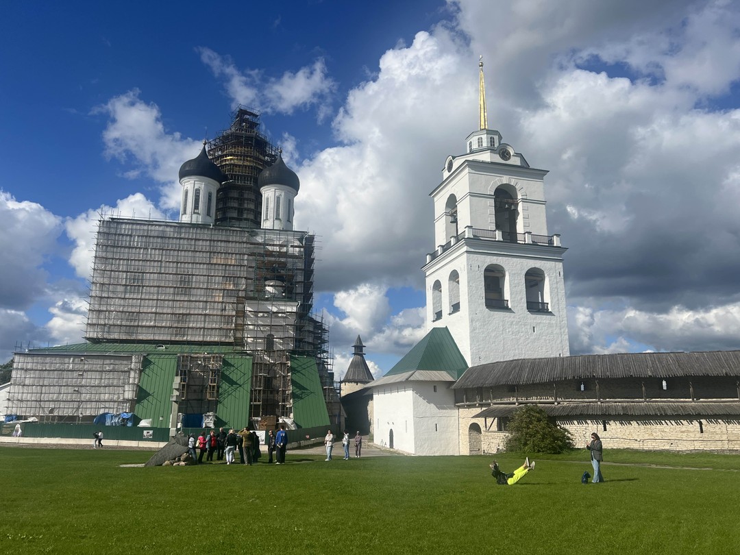 Псковский кремль и ближнее Запсковье (Людмила)