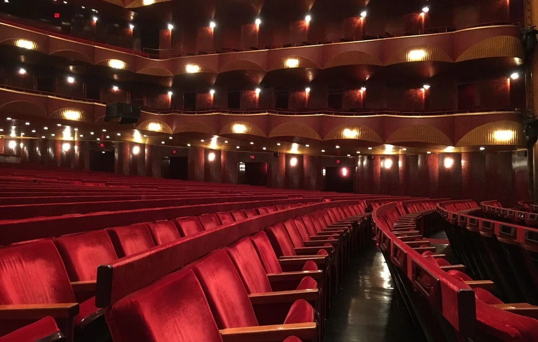 Метрополитен-опера