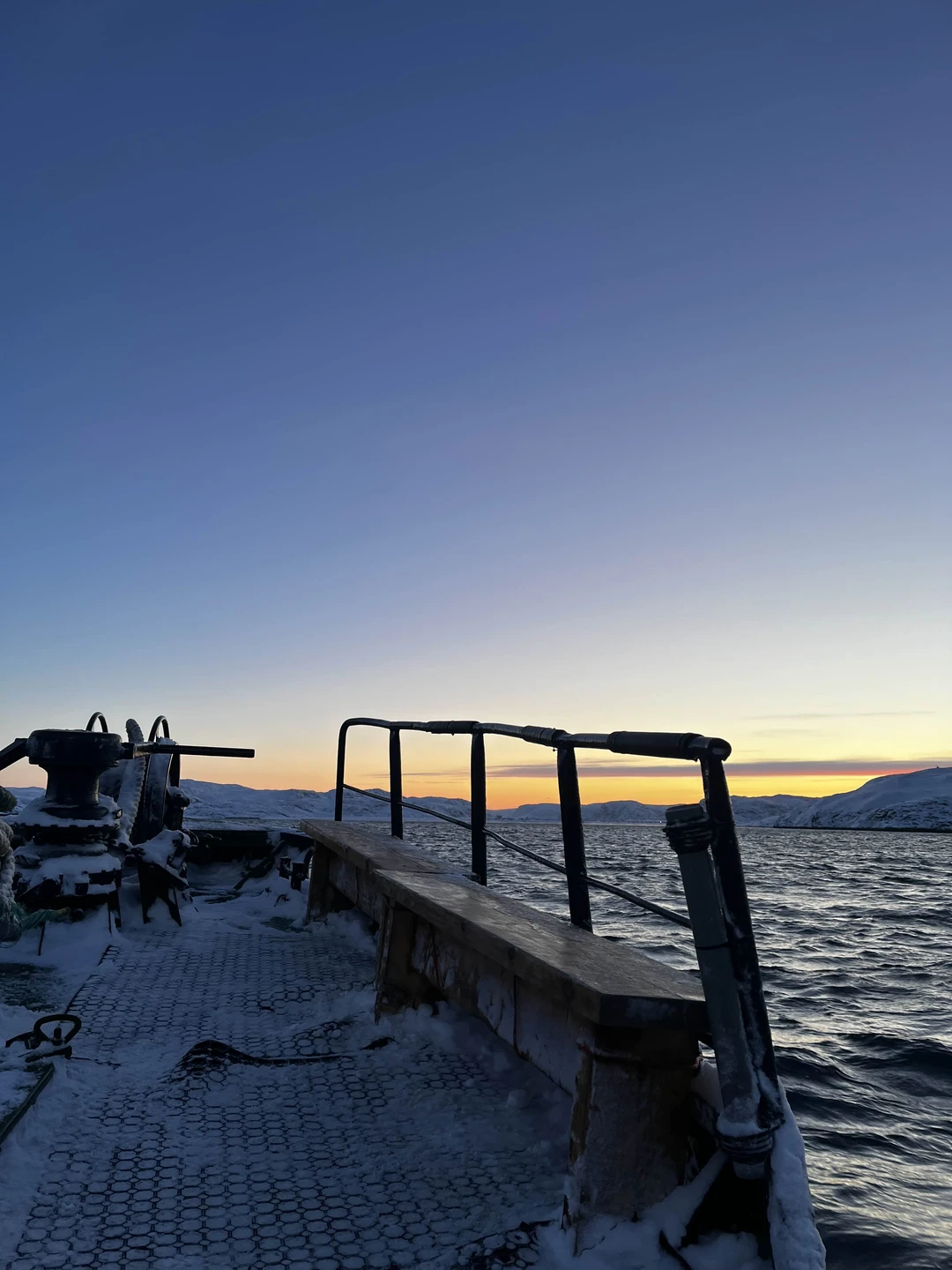 Замечательная поездка выдалась с гидом Михаилом, по пути на экскурсию обеспечил вкусным питанием и согревающими напитками