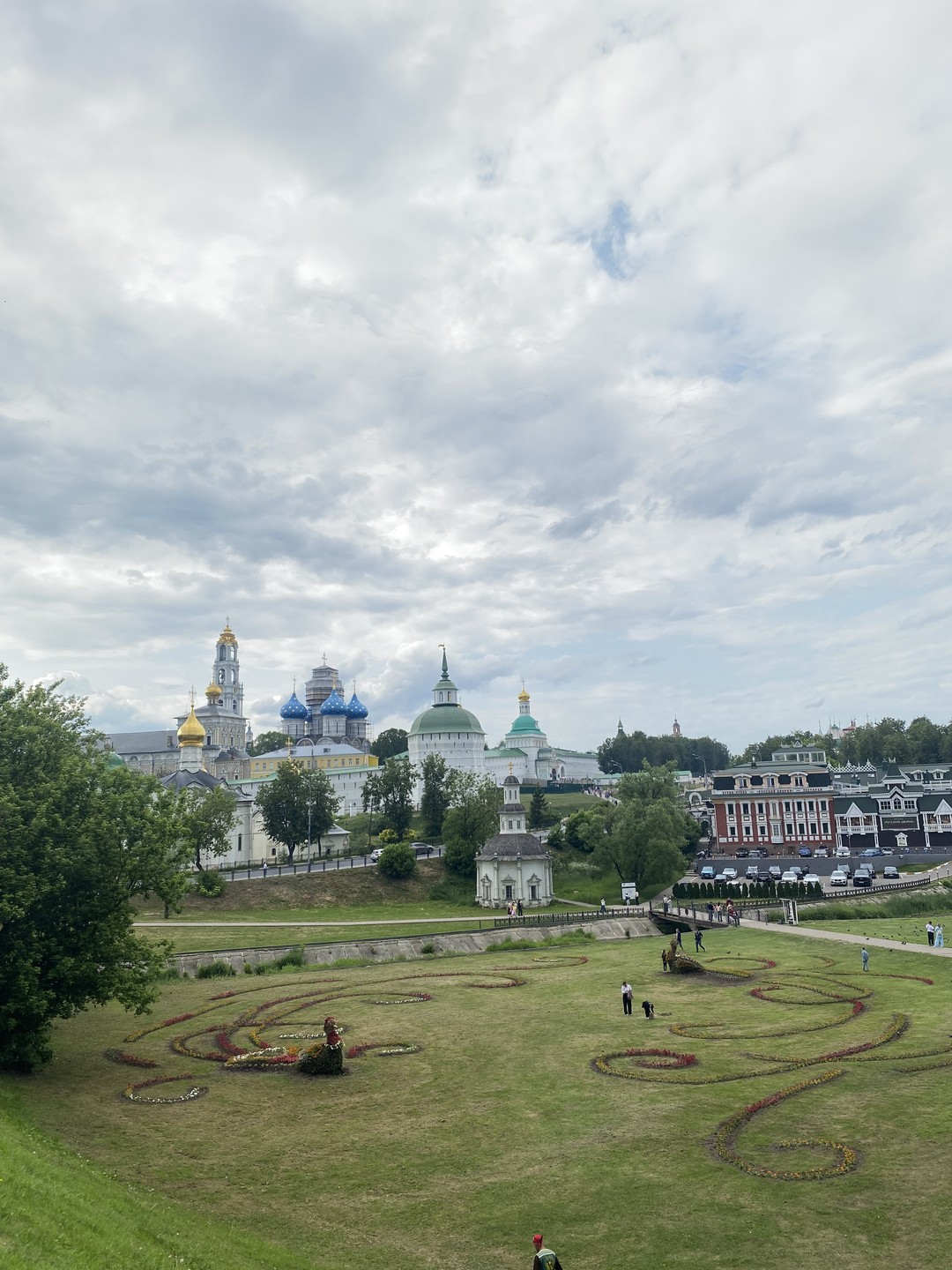 Спасибо Дмитрию за экскурсию!