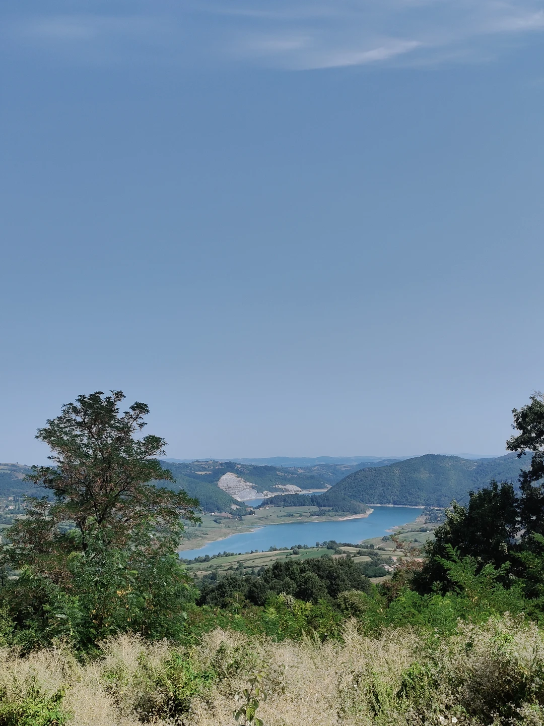 Мы ездили в однодневную экскурсию по Таре с Марко и это было незабываемо! Красоты Тары впечатляют