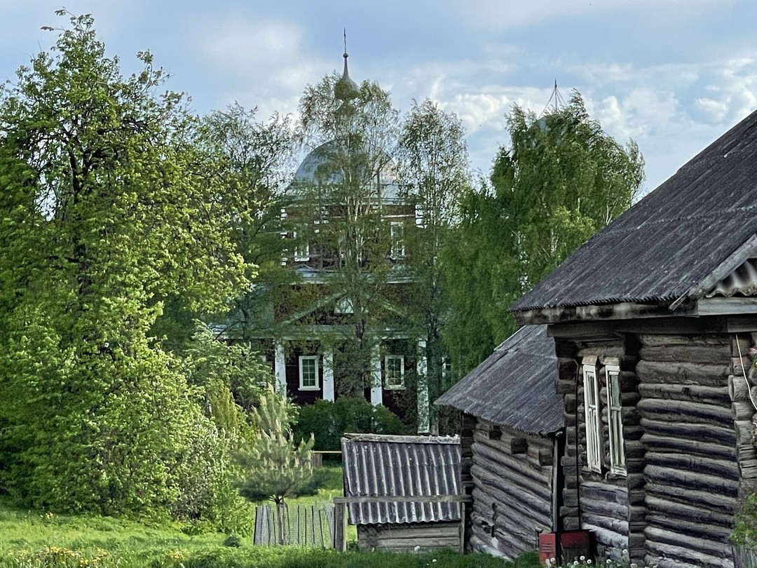 Андрей очень профессиональный гид, который любит и свой родной край и дело, которым занимается. Обе экскурсии были на высшем уровне. Спасибо! 🤝✊