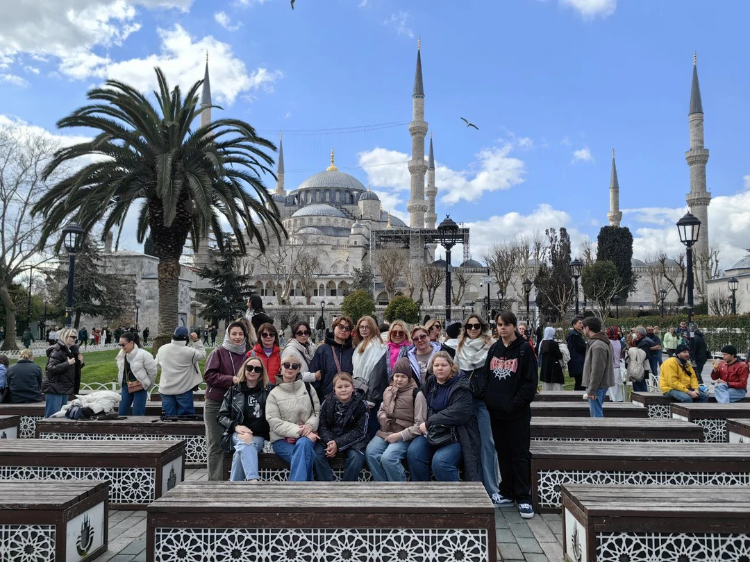 Экскурсия очень понравилась. Все самое главное. Без лишней информации. Интересно, насыщенно. Гид Айдын помог нам купить