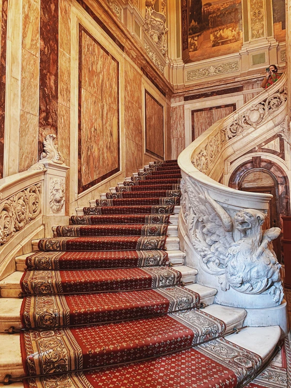 Золото, призраки и тайны особняка Кельха