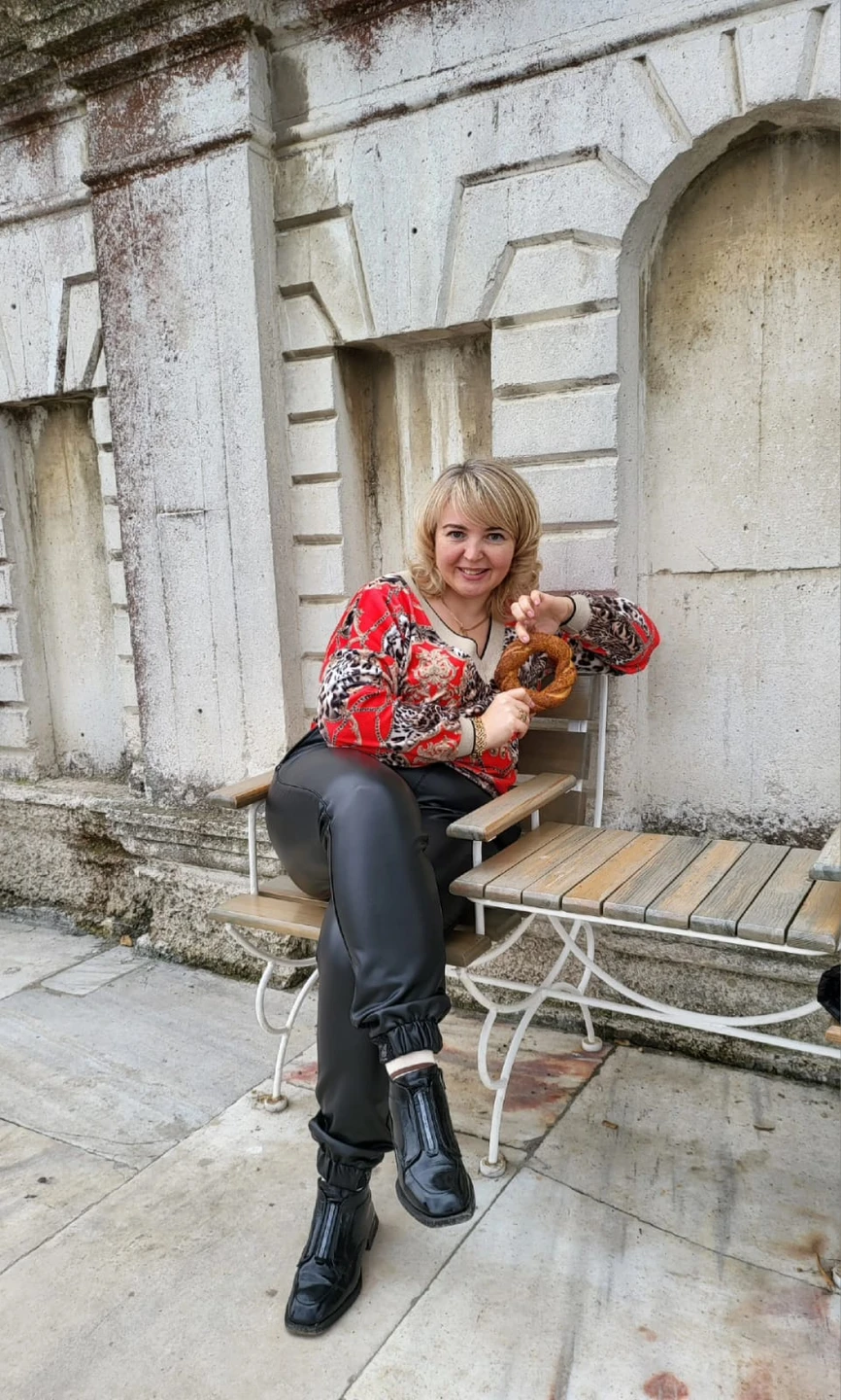 Не первый раз в Стамбуле. Европейскую часть уже знаю. А вчера познакомилась с Азией. Реально она