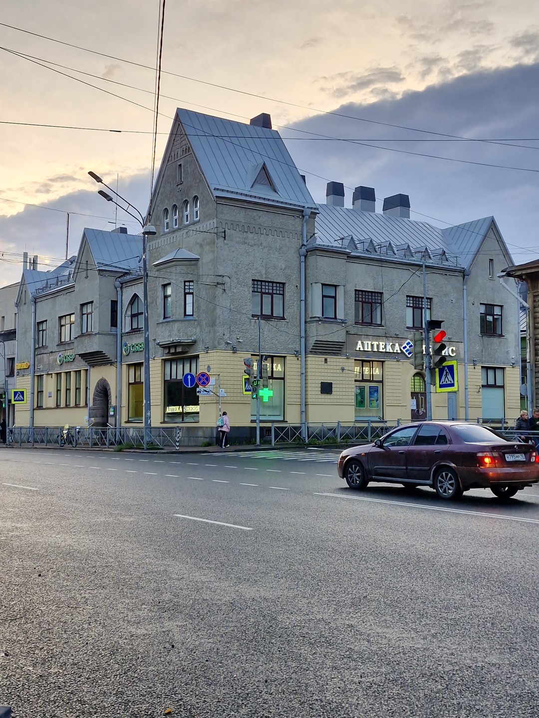 Вчера провели экскурсию в парк Рускеала с Ярославом. мы до сих пор под впечатлением)))много интересного узнали