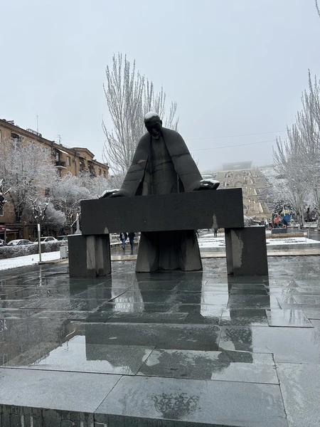 Очень познавательная, интересная, не скучная экскурсия. Гурген передал свою искреннюю любовь к Еревану и своей стране