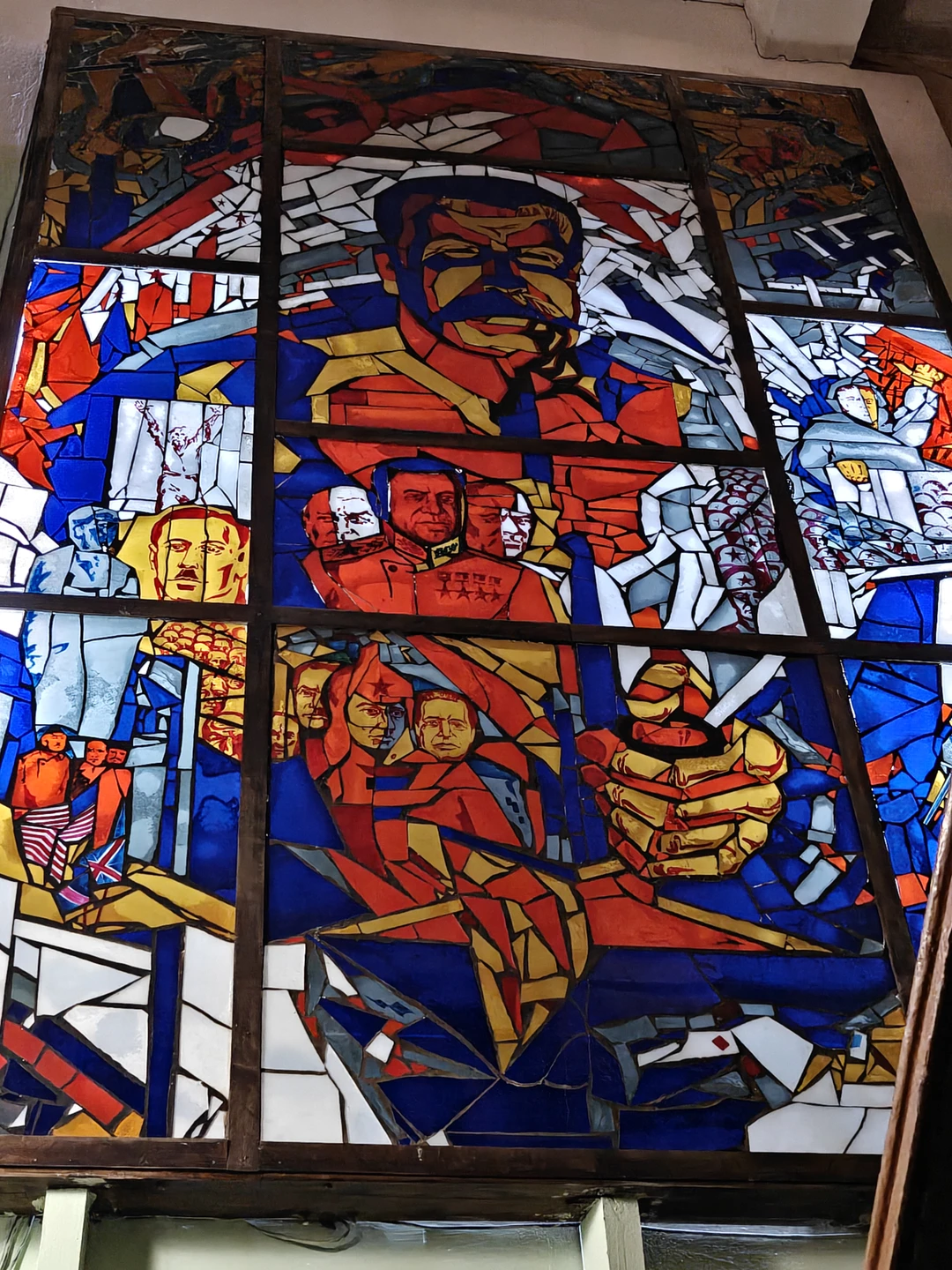 Интересная экскурсия, узнал много нового о родном городе