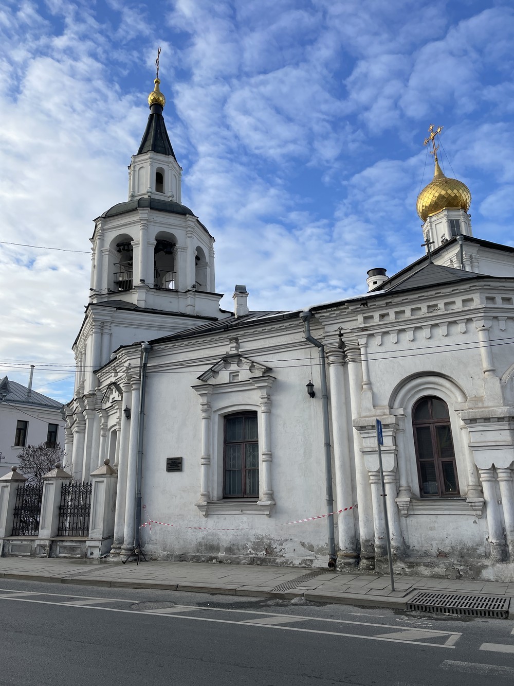 Сретенка: смешение святого и грешного (4/12)