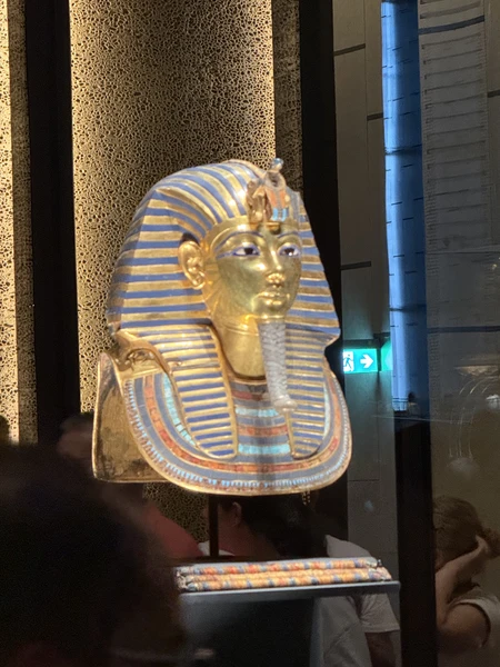 Этот день с нами провел Моххамед. Спасибо ему огромное за прекрасное настроение, отличный русский язык, искреннюю