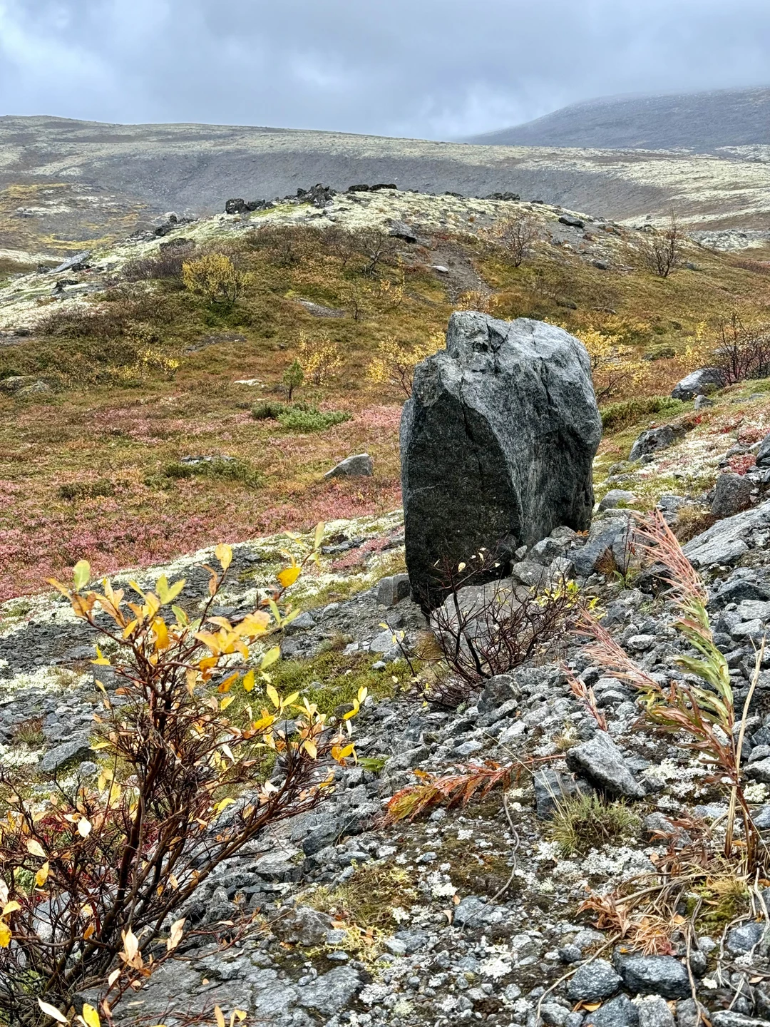 Это не экскурсия, а самый настоящий поход и целое приключение, которое надолго остаётся в памяти. За