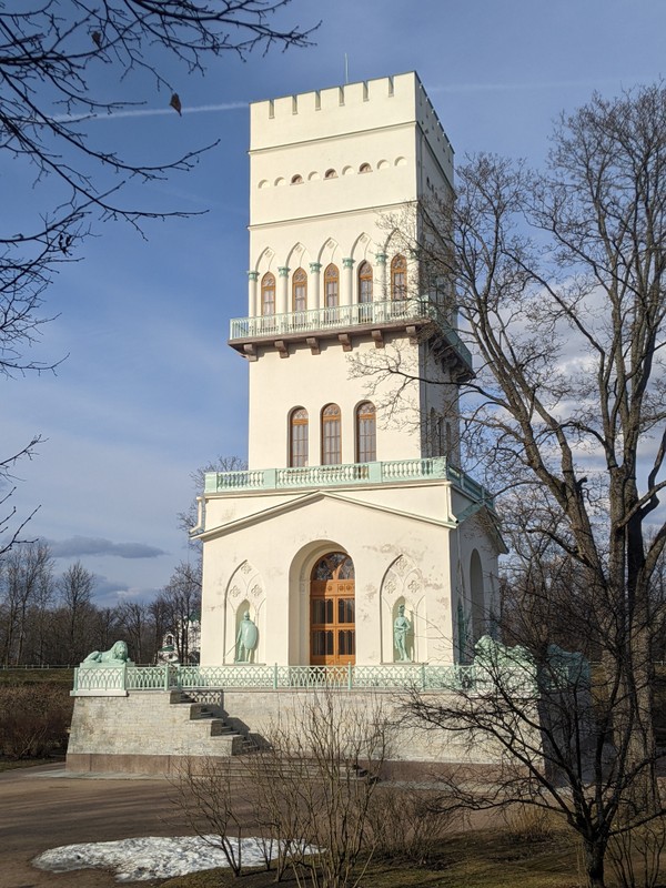 Велосипедная экскурсия по Александровскому парку в Петербурге