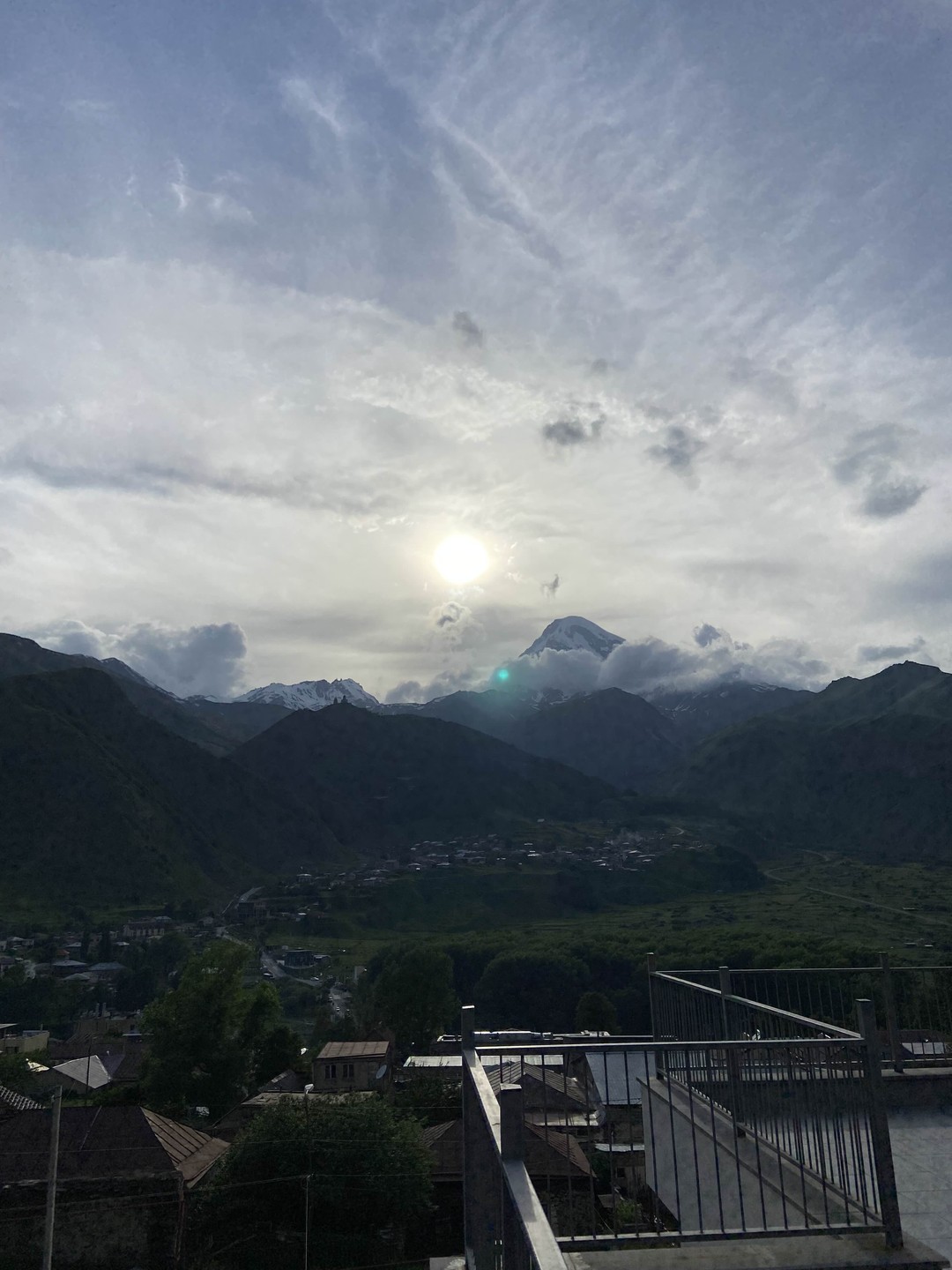 Спасибо Никите и Наташе за незабываемый Каскад:)приключений, а также нашим гидам Киробу за непередаваемый армянский колорит,