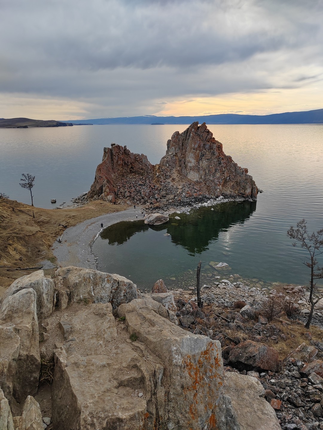 Это должен увидеть каждый!!! Ольхон - это место невероятной красоты. Алексей нас провез по удивительно красивым