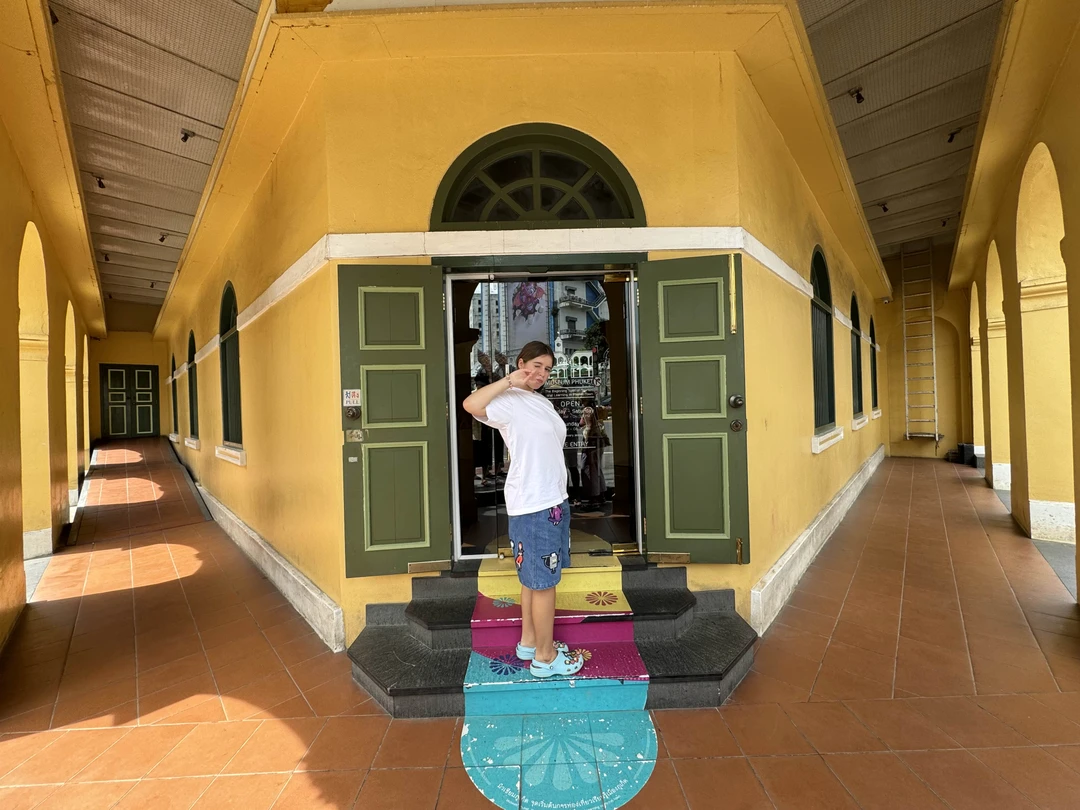 Замечательная получилась поездка, гид был выше всяких похвал. Кладезь информации, грамотно построил маршрут. Много интересных мест