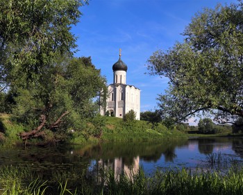 Экскурсия по Владимиру и церковь Покрова на Нерли