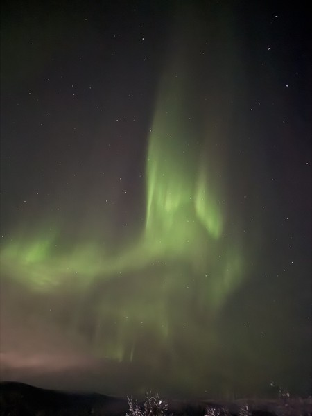 В первый день бронирования мы погнались за авророй. Во второй половине дня мы связались с нами