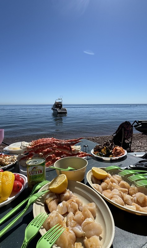 На острова с игристым, морепродуктами и баней на воде