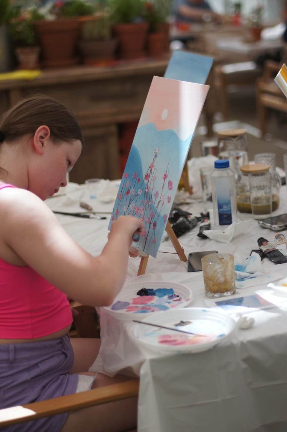 Большое спасибо Полине! Отлично организованный мастер-класс, дети счастливы, картины прекрасны! 👍🏻👍🏻👍🏻