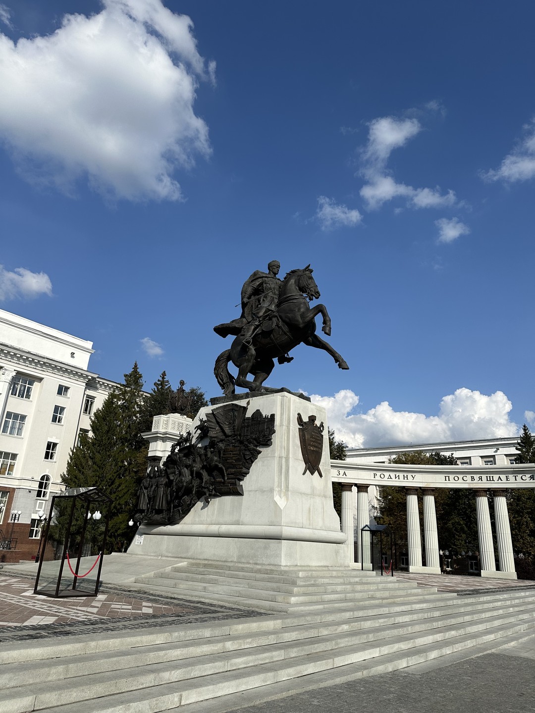 Спасибо за прекрасно проведенную экскурсию. Тепло, душевно с огромной любовью к городу экскурсовод рассказала обо всем