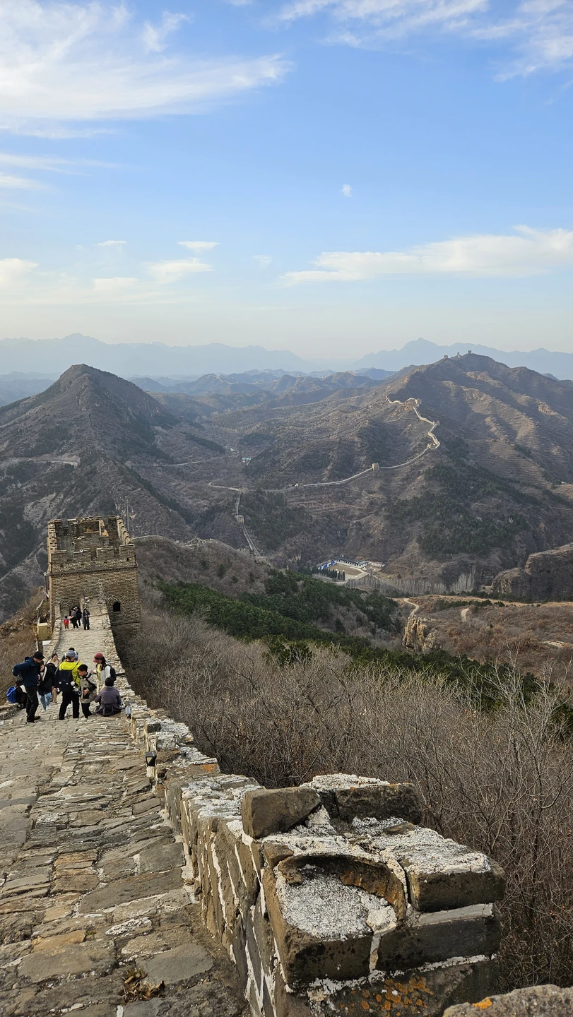 Экскурсия нам очень понравилась! Гид Олег выше всяких похвал: отзывчивый, веселый, прекрасно говорит по-русски, интересный рассказчик