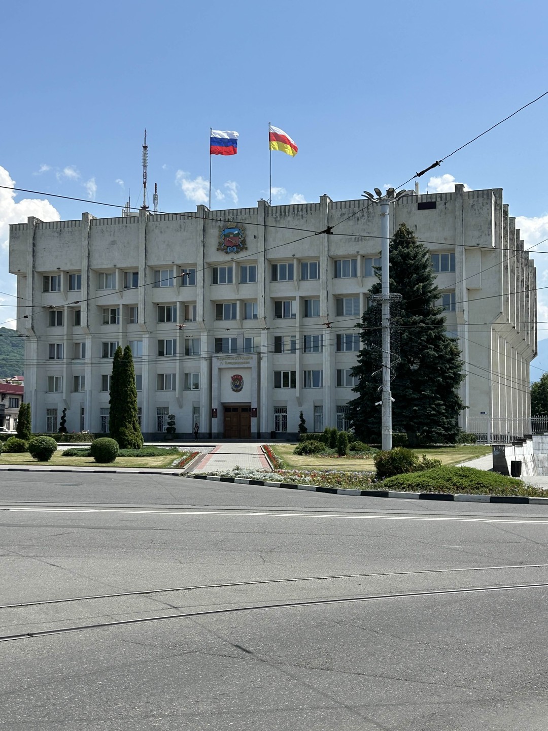 Замечательная экскурсия для первого знакомства с городом. Тимуру огромное спасибо! Он прекрасный рассказчик владеющий массой интересной