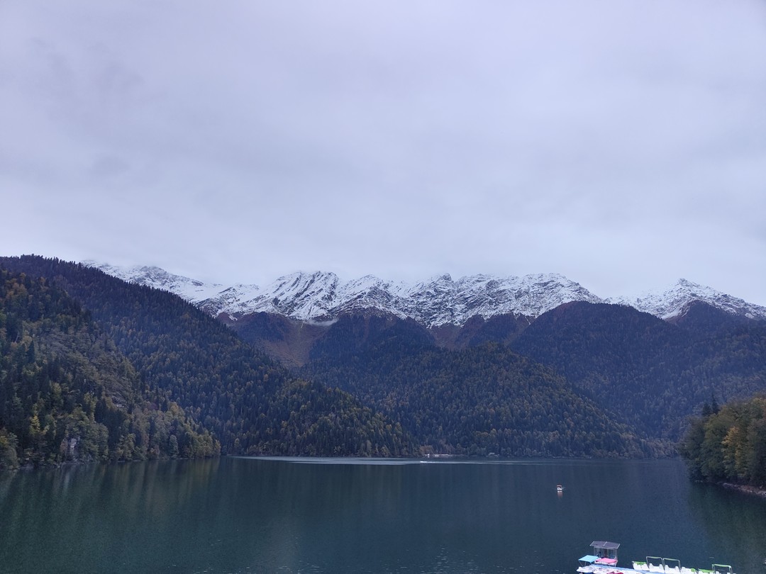 Шота просто 🔥, а не гид. Ненапряжный, эрудированный и оооочень комфортный в плане общения. 100 из