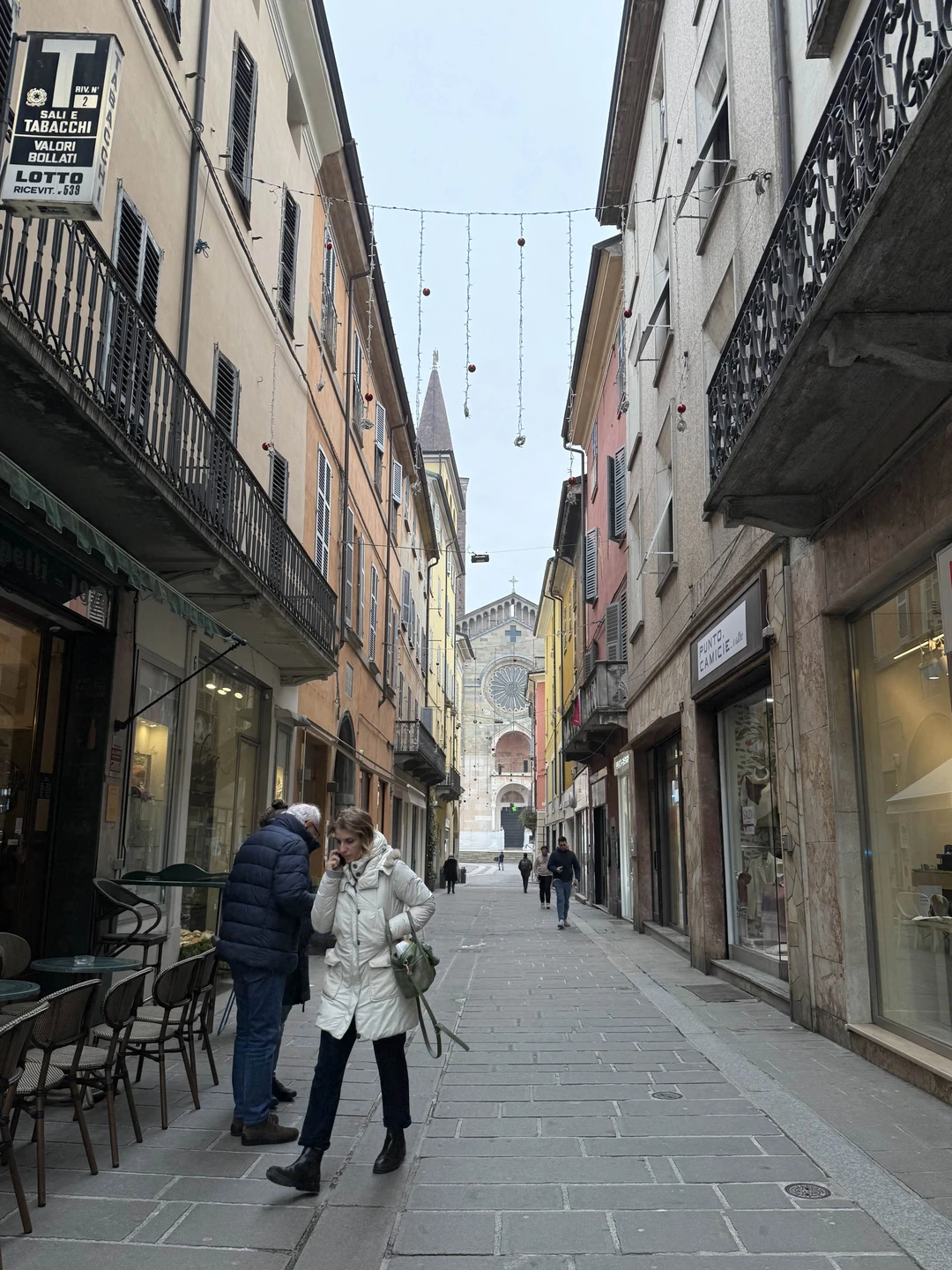 Очень интересная экскурсия по старинному городу Италии!