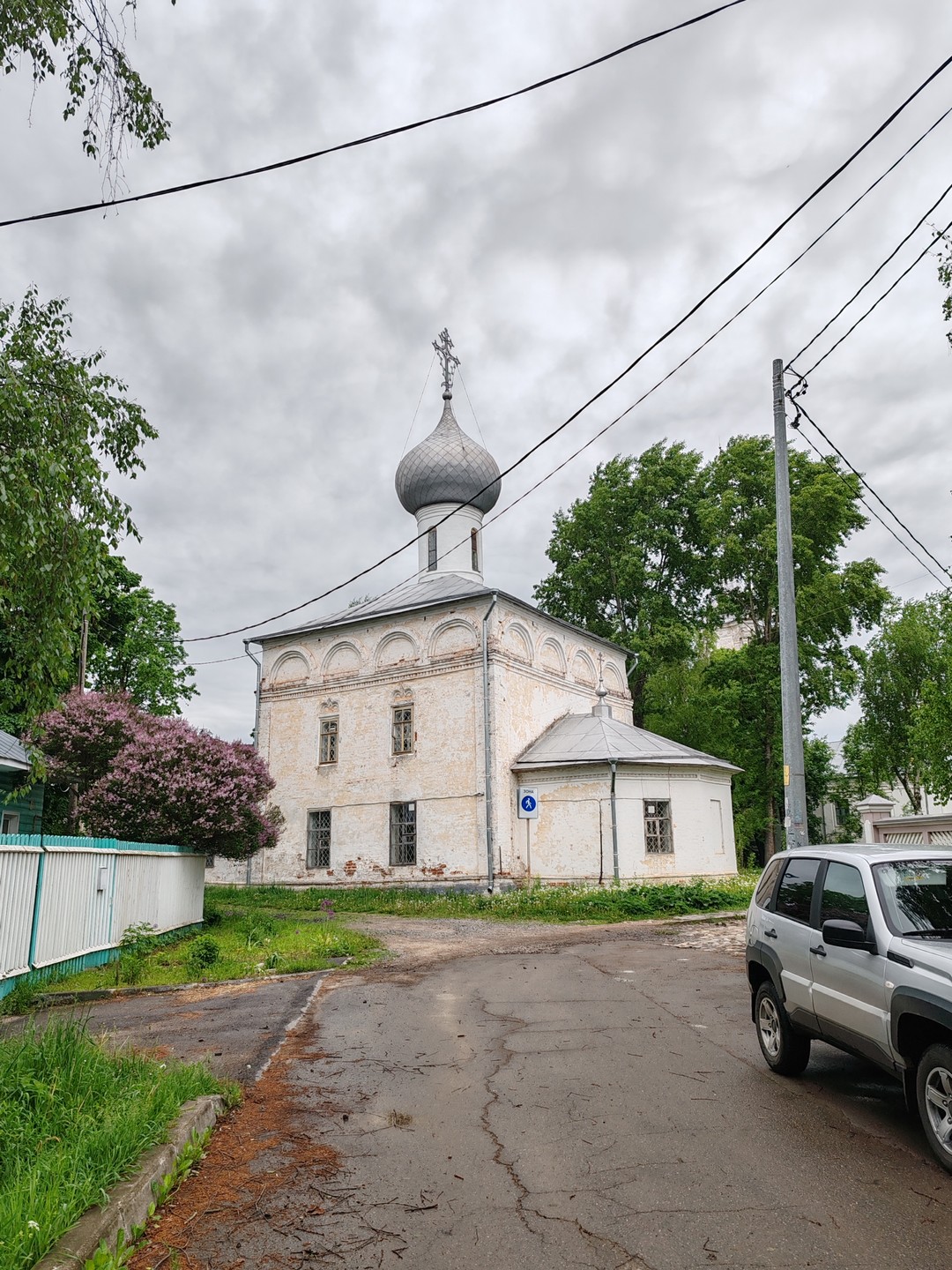 Нам провели увлекательную экскурсию по городу Вологда. Мы прошли по главным достопримечательностям, узнали много интересного о