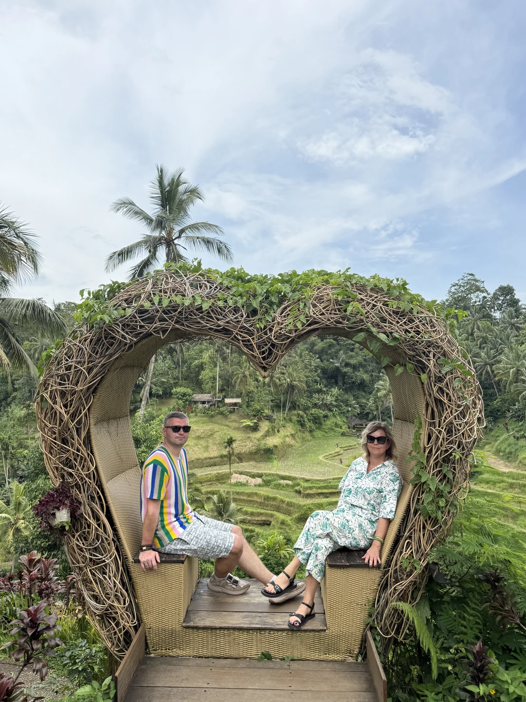 Ездили на экскурсию с Абу, интересная, зрелищная экскурсия. Рисовые террасы - это любовь навсегда. Парк птиц