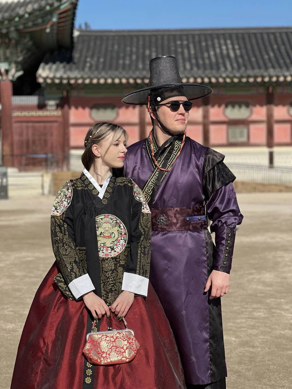 Сегодня у нас была экскурсия. Нам все понравилось. Экскурсовод - милая, приятная, общительная. Посетили много интересных мест. Рекомендую!