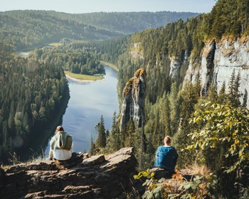 Усьвинские столбы и Каменный город, достопримечательности Губахи и размещение в Красновишерске