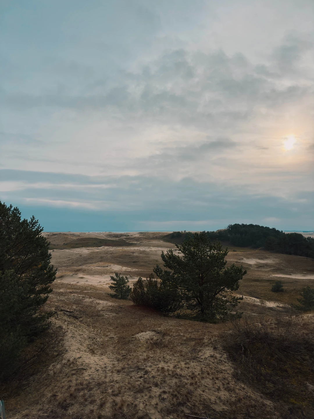 Классная экскурсия, если не учитывать факт большого количества людей, где собираются они не самые пунктуальные и весь автобус их ждёт 😂