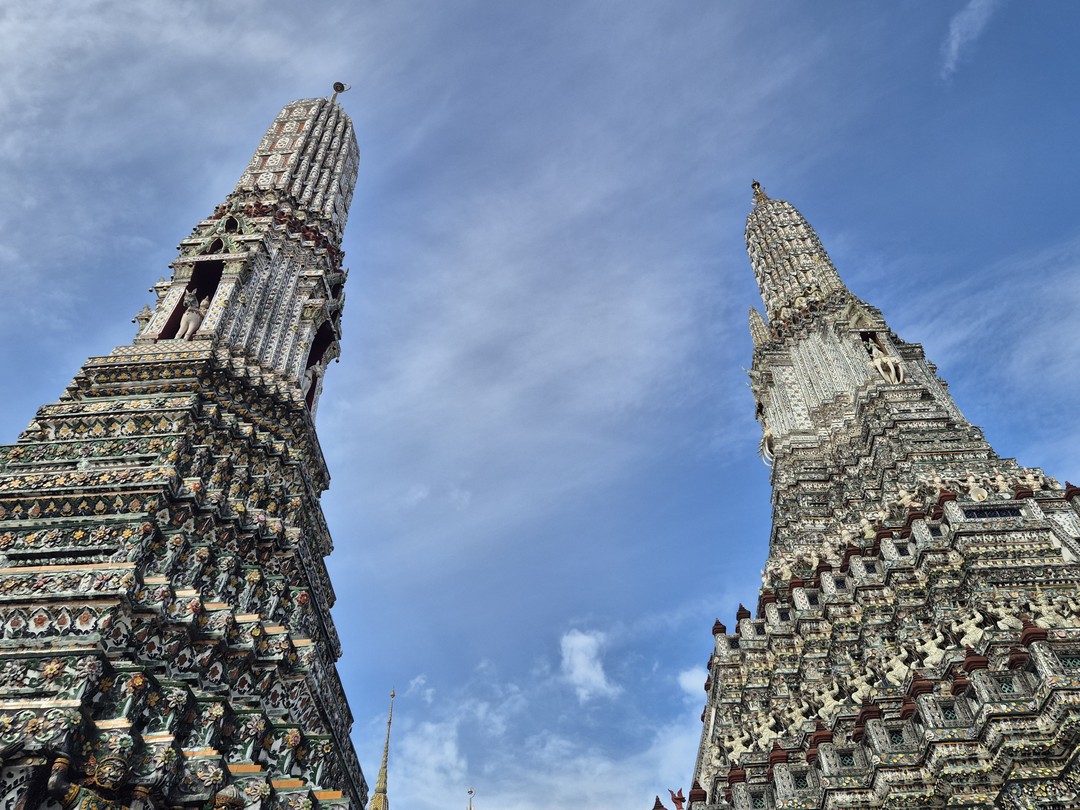 Нам очень понравился день, проведенный с Ольгой. Увидели всё, что пропускали в транзитных поездках) комфортно, информативно, мобильно. Рекомендую