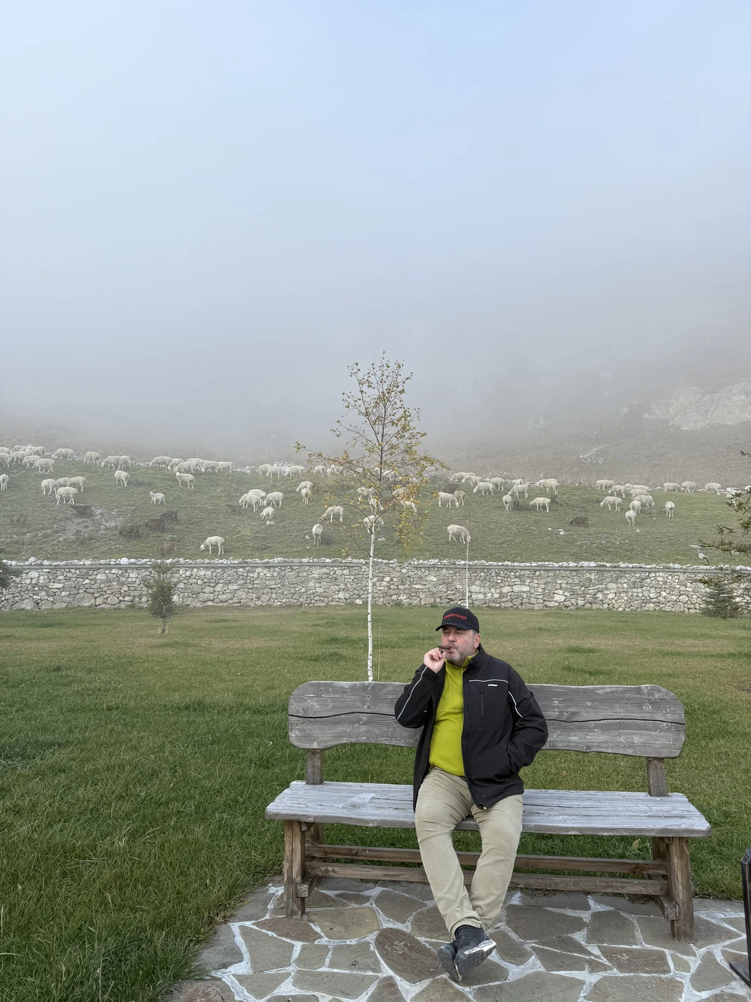 Муслим отличный гид и прекрасный душевный человек. У меня был один из самых удивительных и запоминающихся