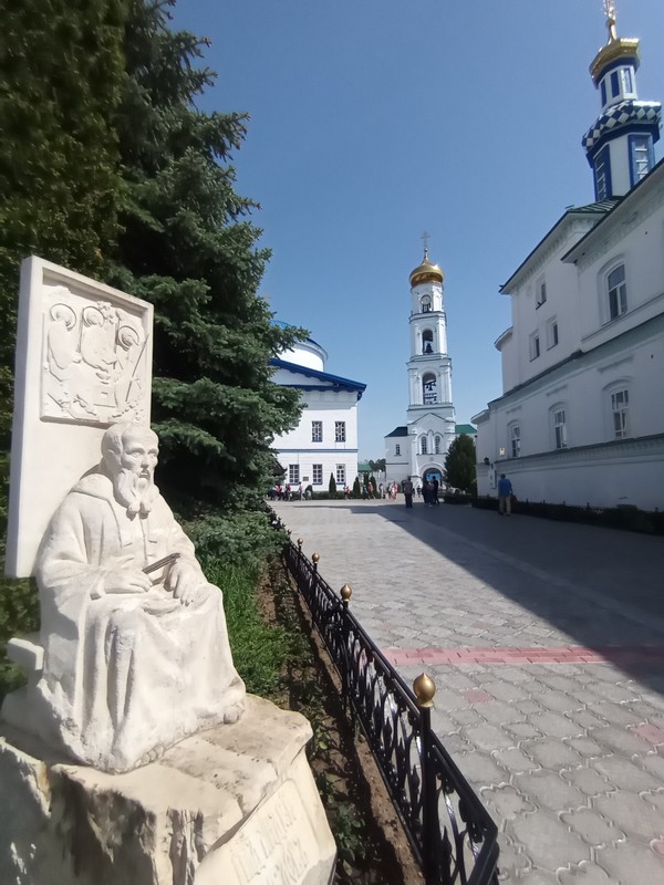 Из Казани - к святыням и смыслам