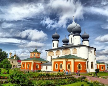 Богородичный Успенский монастырь, дом-музей Римского-Корсакова