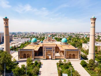 Комплекс Хазрати Имам, базар Чорсу и переезд в Самарканд