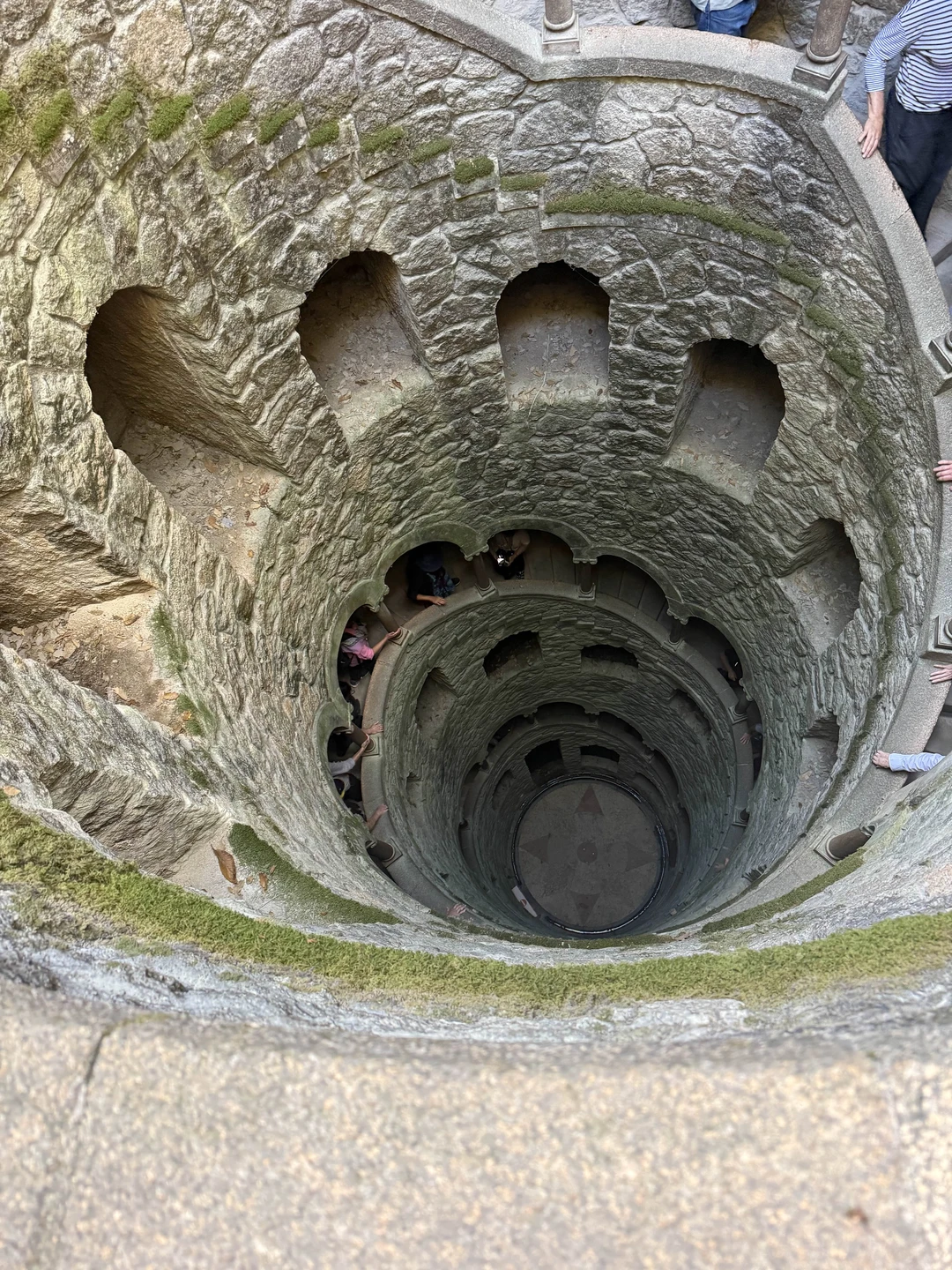 Спасибо за прекрасную экскурсию с Алексеем! На комфортной машине забрали из отеля, маршрут построили так, чтоб