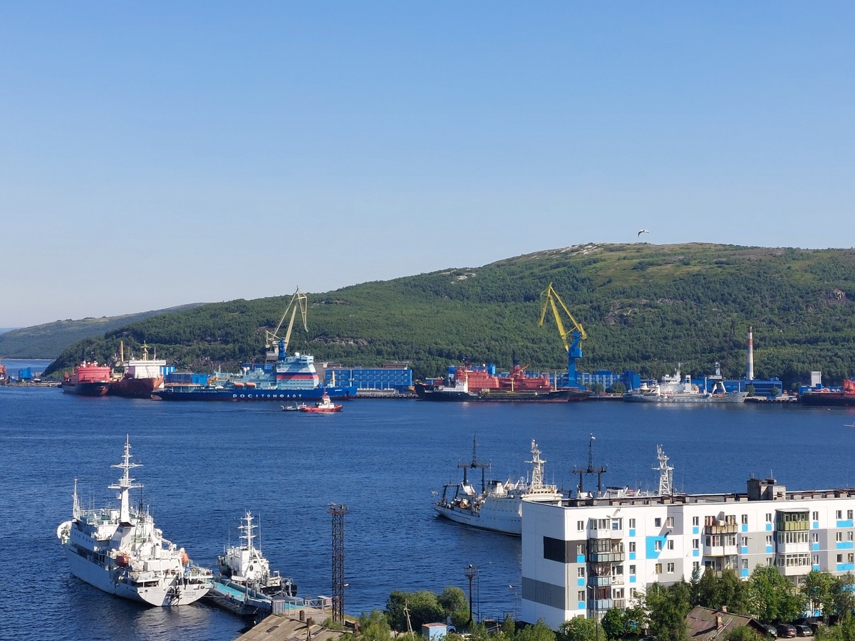 На западную сторону Кольского фьорда